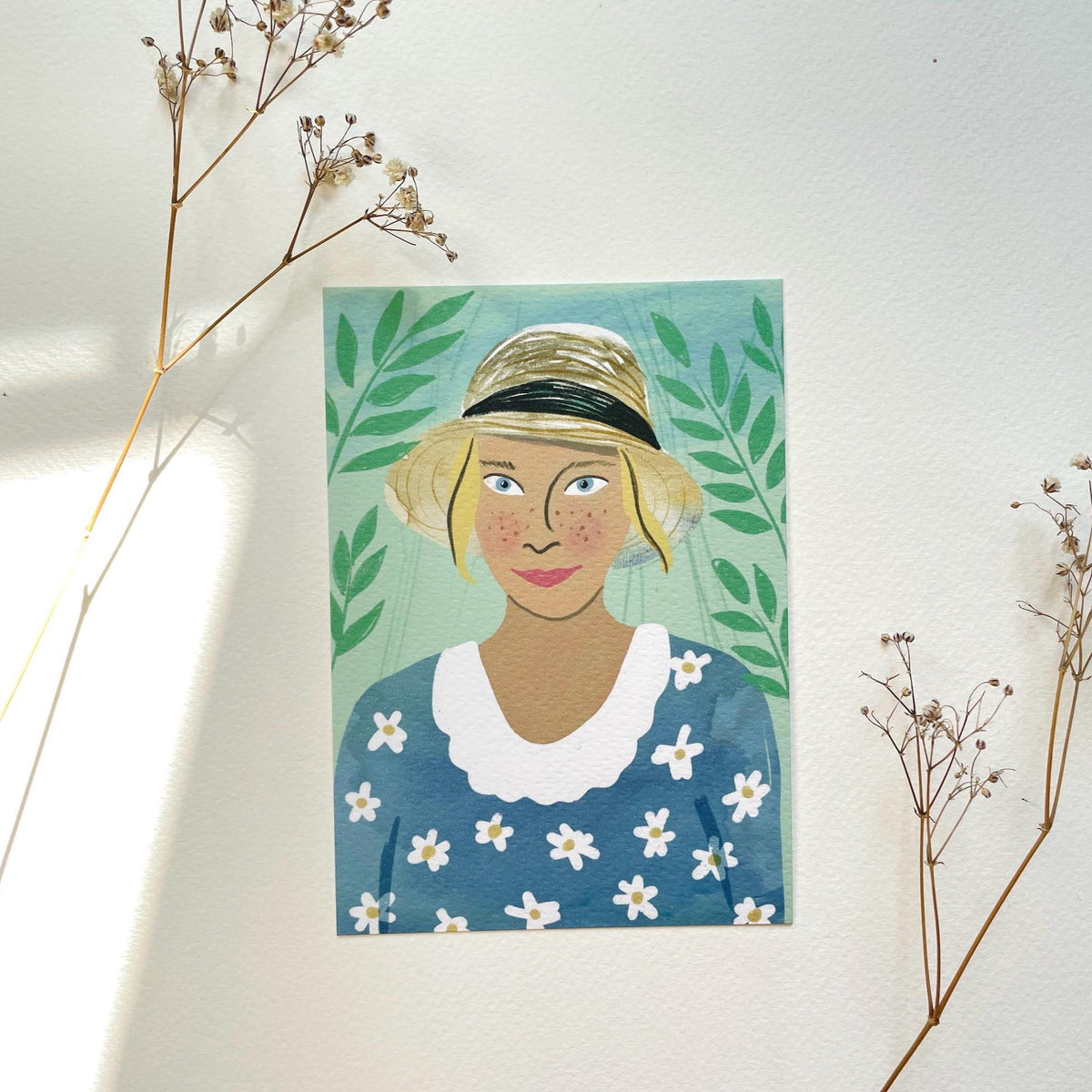 Postkarte "Frau mit Gänseblümchen" – Ansicht 2