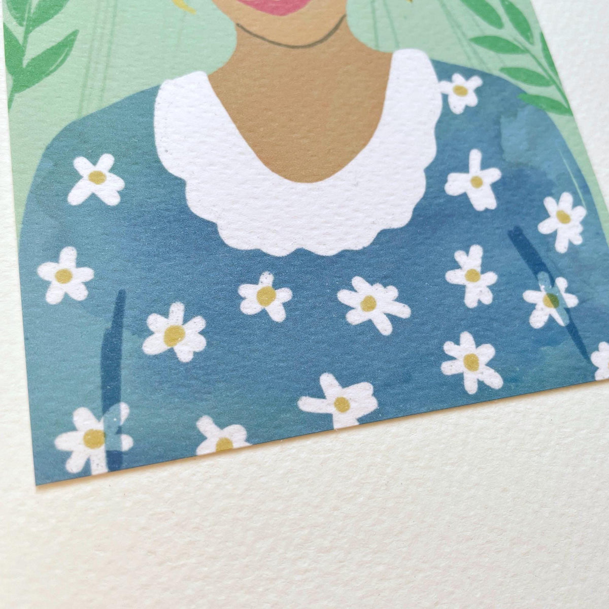 Postkarte "Frau mit Gänseblümchen" – Ansicht 3